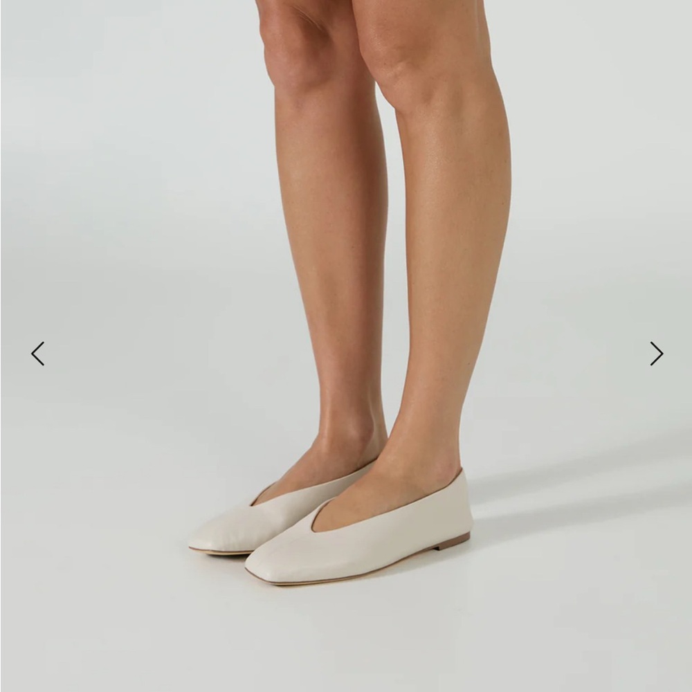 Tony Bianco Brash Dove Napa Flats